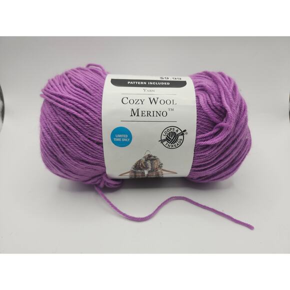 Cozy Wool Merino Yarn Magenta 470 yds 150g Loops & Threads Superwash Skein - Picture 1 of 8
